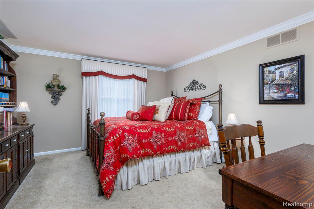 830 Croydon Road, Rochester Hills, MI 48309 — Photo 33