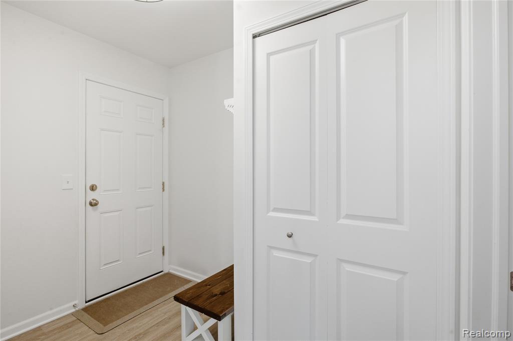 413 Newton Drive, Lake Orion, MI 48362 — Photo 27
