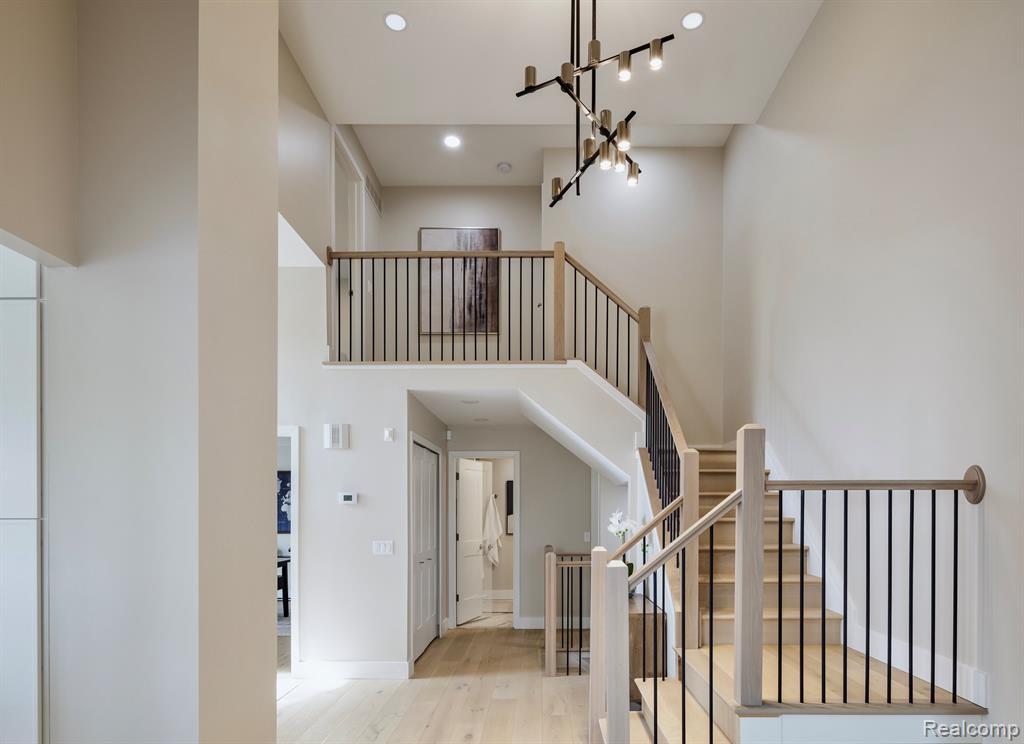 479 Newburne Pointe, Bloomfield Hills, MI 48304 — Photo 3