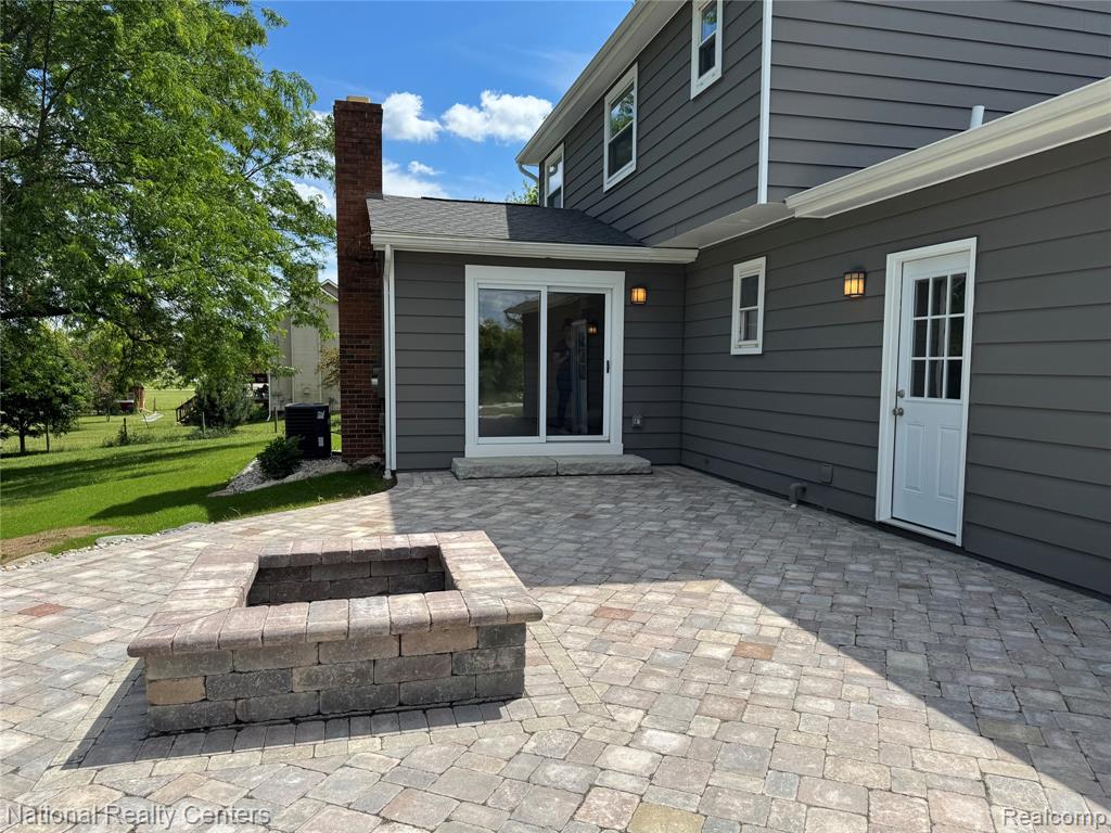 4109 Loves Creek, Howell, MI 48843 — Photo 4