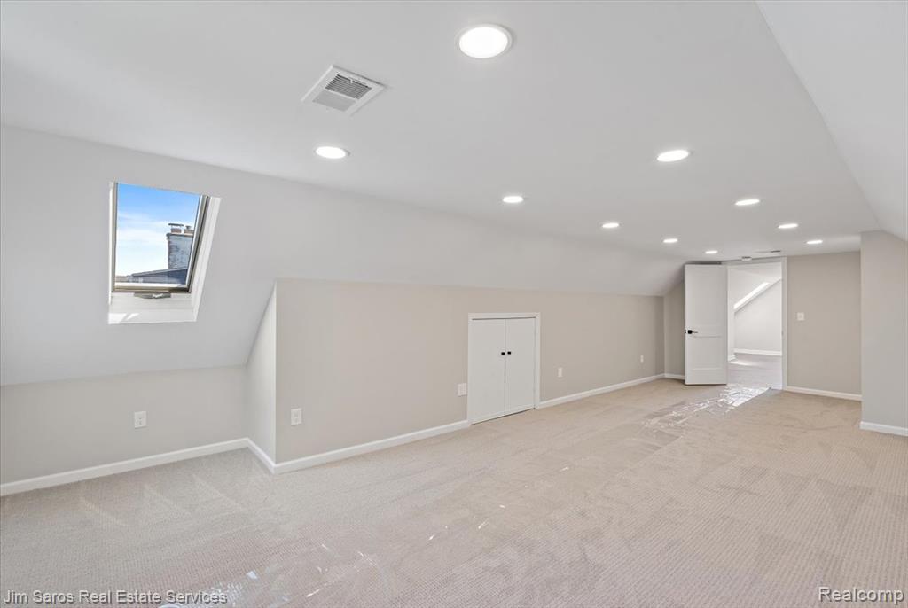 22676 Bayview Drive, Saint Clair Shores, MI 48081 — Photo 29