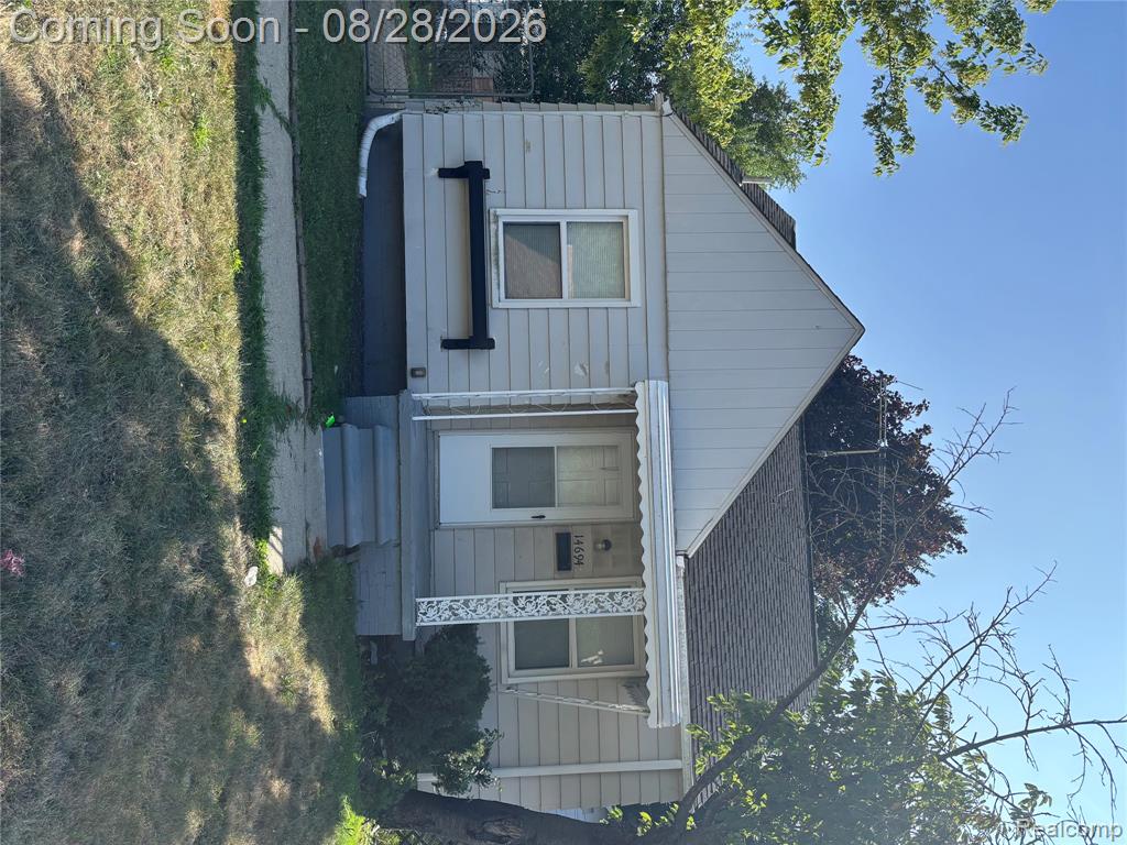 14694 Jacob Avenue, Eastpointe, MI 48021