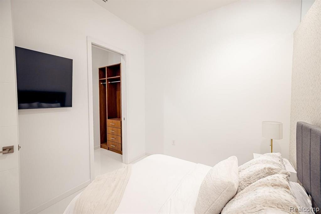 400 S Old Woodward, Birmingham, MI 48009 — Photo 15