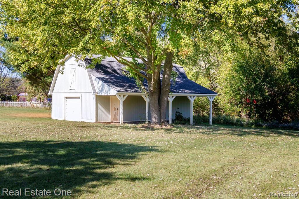 3648 W North Territorial Road W, Whitmore Lake, MI 48189 — Photo 16