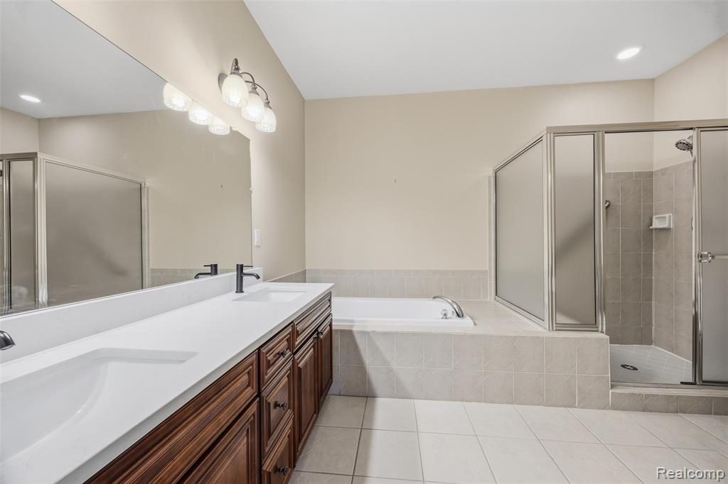 4080 Forest Bridge Drive, Canton, MI 48188 — Photo 29