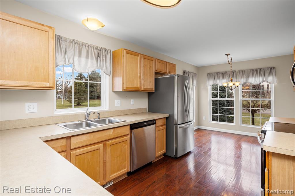 2283 Crystal Crossing Drive, Howell, MI 48843 — Photo 14