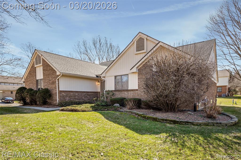 45105 Dunbarton Drive, Novi, MI — Photo 3
