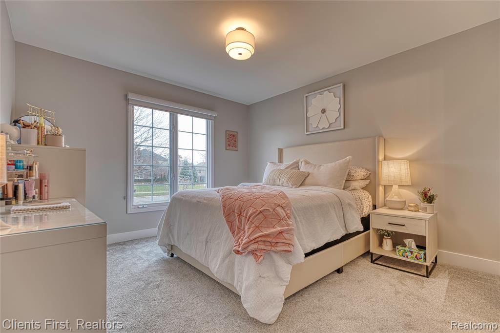 63605 Williamsburg, Washington, MI 48095 — Photo 36
