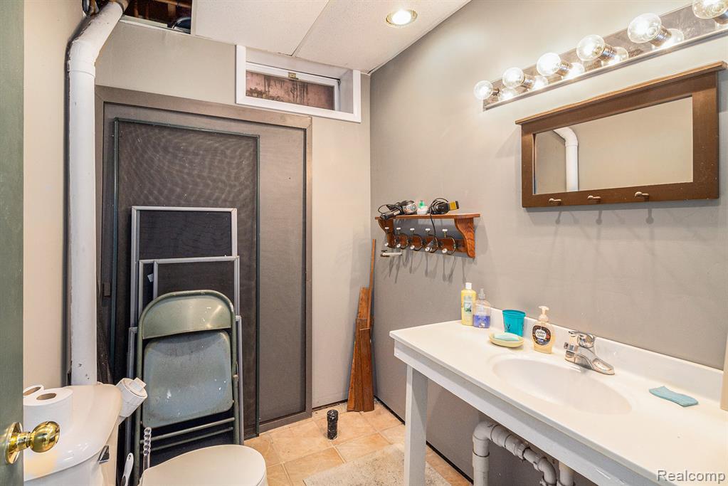 5365 S Bancroft Road, Durand, MI 48429 — Photo 16