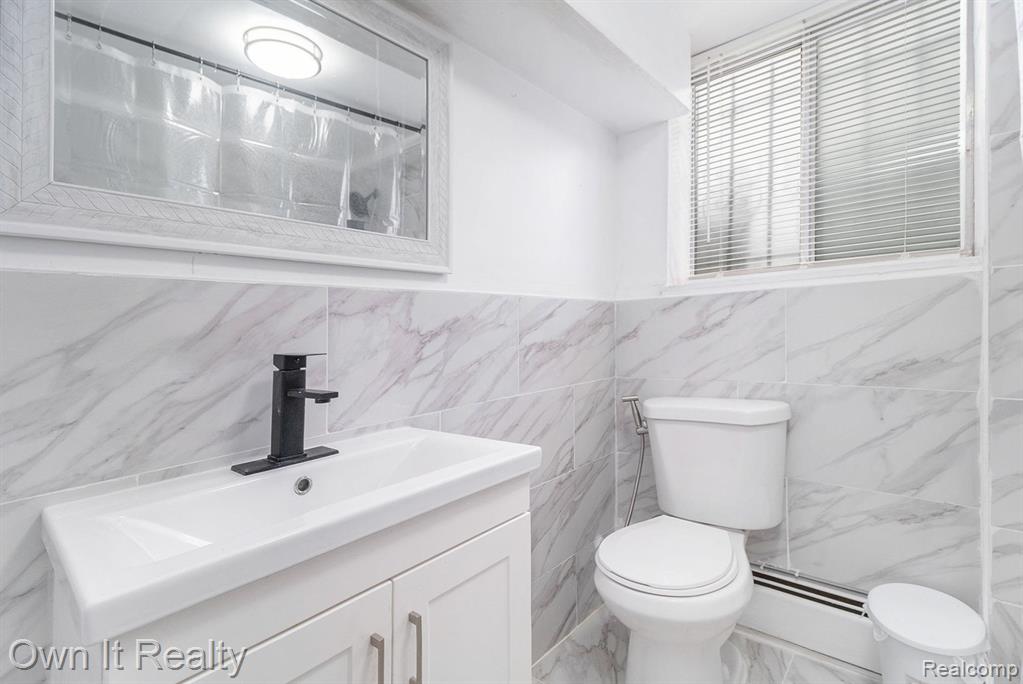 8651 EVERGREEN Avenue, Detroit, MI 48228 — Photo 20