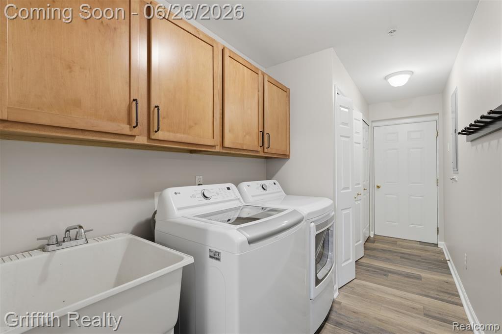 4271 Deeside Drive, Brighton, MI 48116 — Photo 17