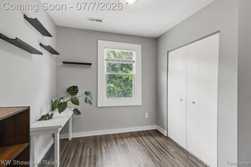 435 W Sonoma Avenue, Hazel Park, MI 48030 — Photo 15