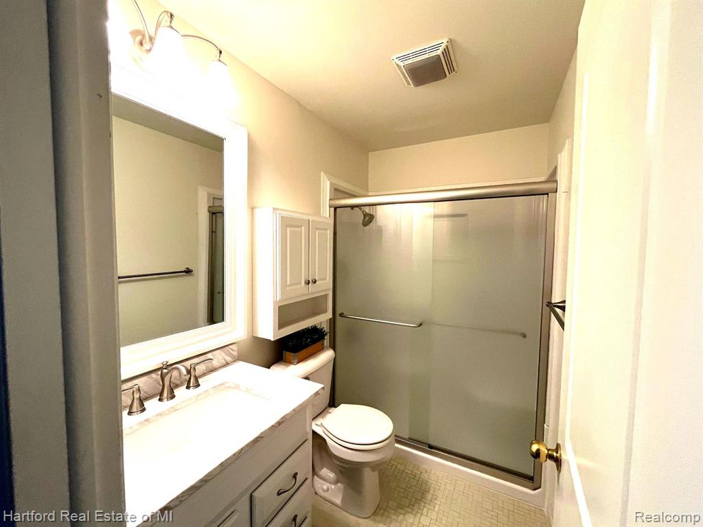 49966 Helfer Boulevard, Wixom, MI 48393 — Photo 9