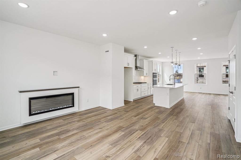 42819 Atwood Avenue, Novi, MI — Photo 12