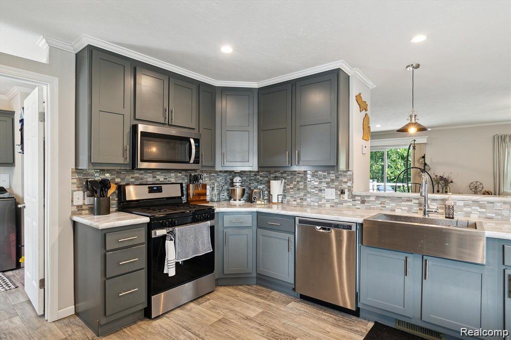 5201 Millstone, Milford, MI 48380 — Photo 8