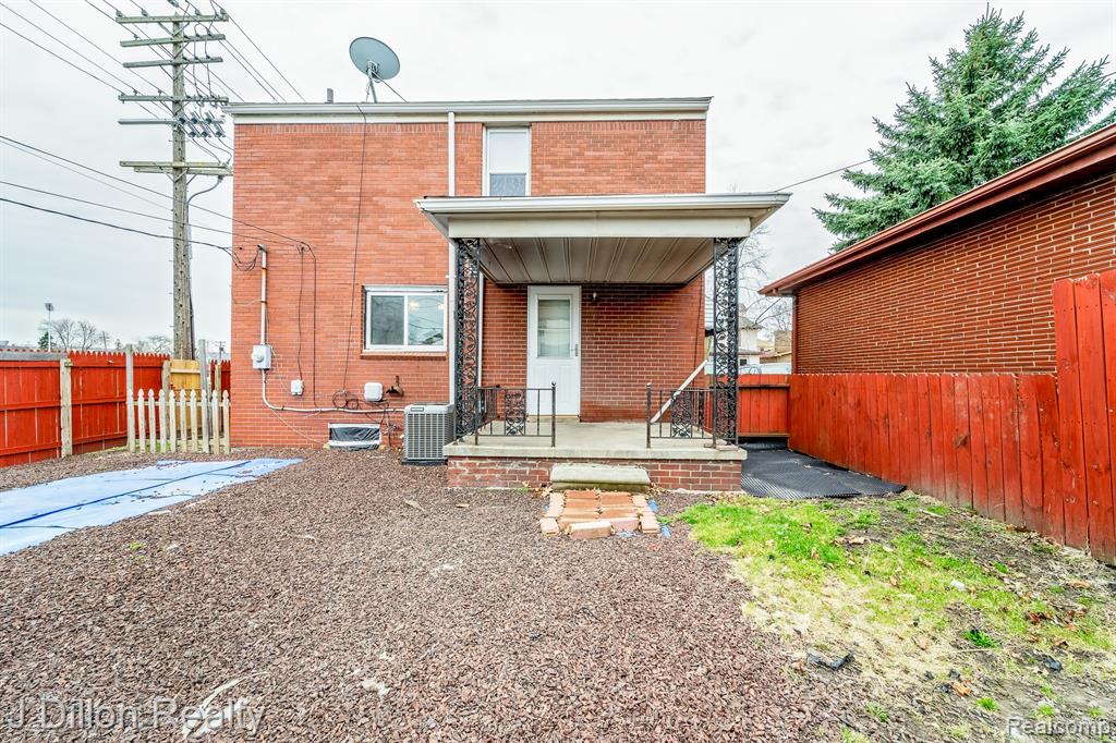 99 Chestnut Street, River Rouge, MI 48218 — Photo 32