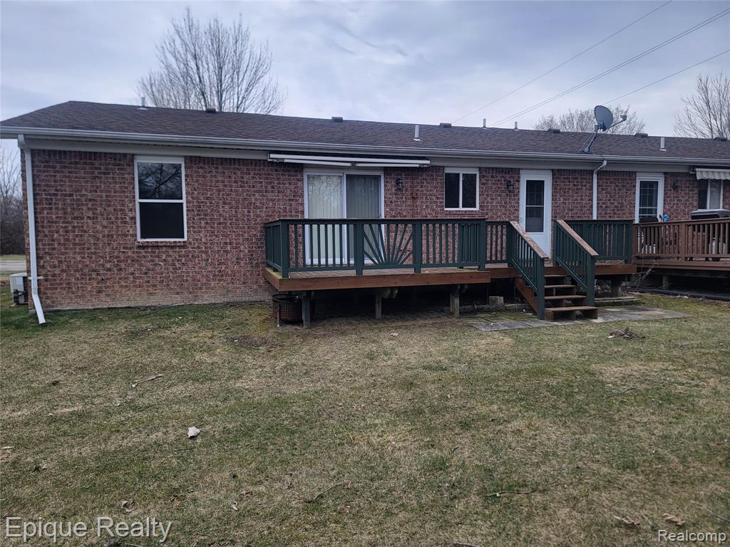 416 River Valley Drive, Marine, MI — Photo 3