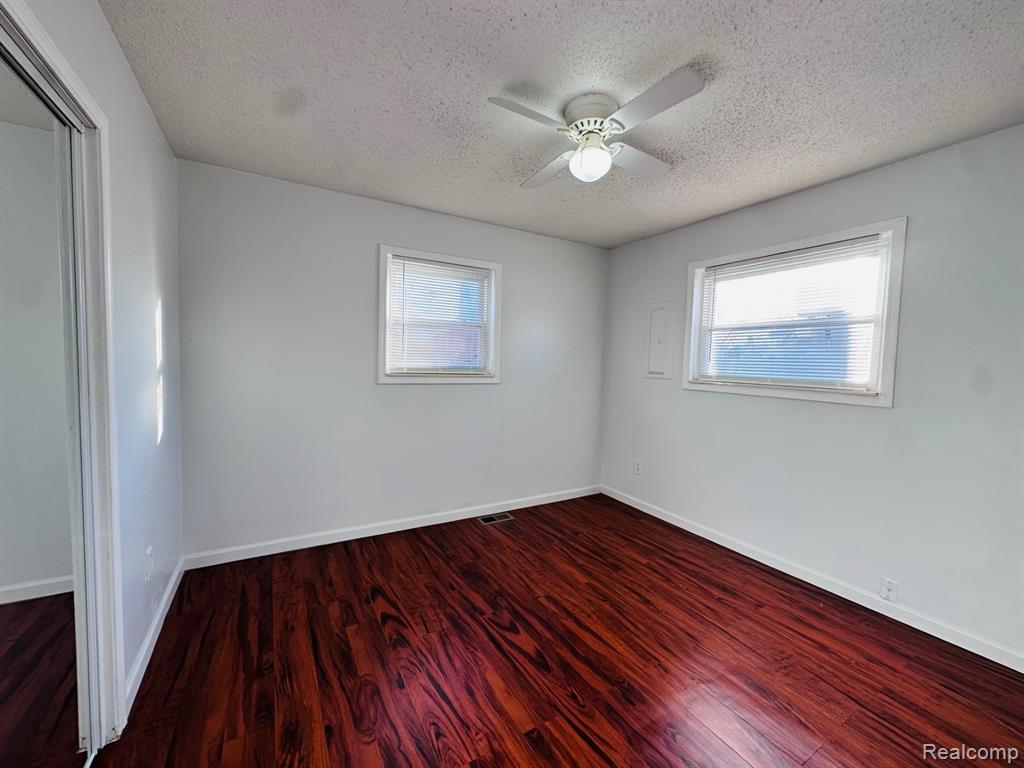 6784 Cooper Street, Taylor, MI 48180 — Photo 10