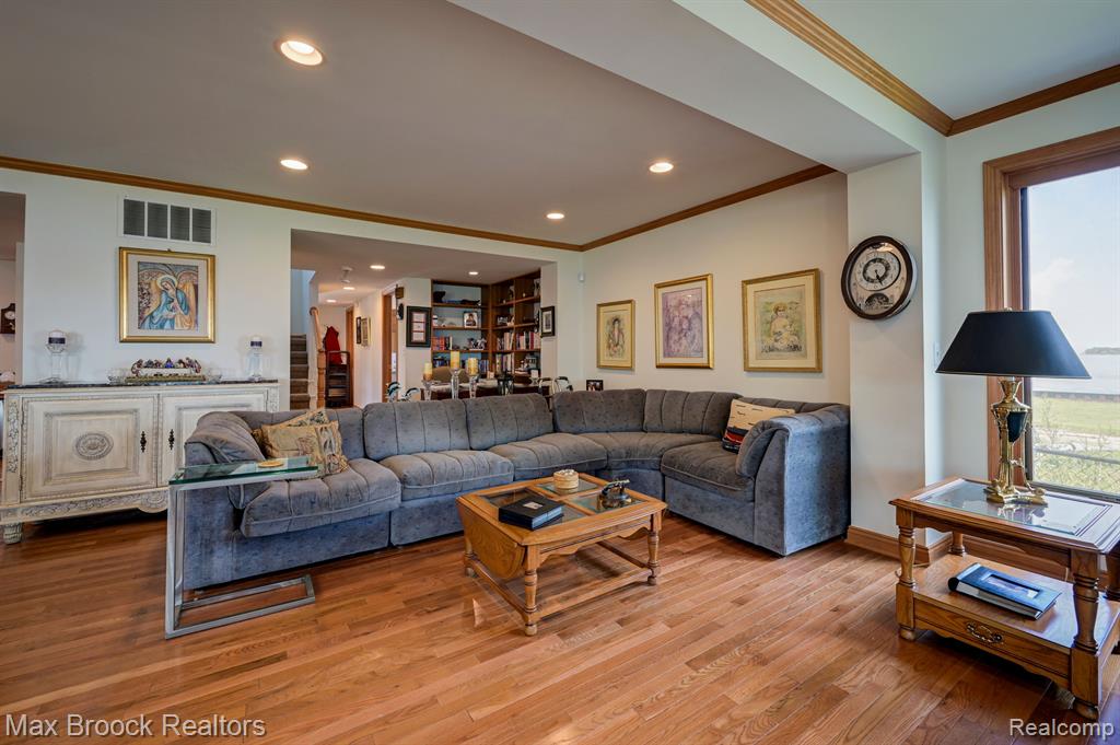 9245 RIVER ROAD Road, Clay, MI 48001 — Photo 10