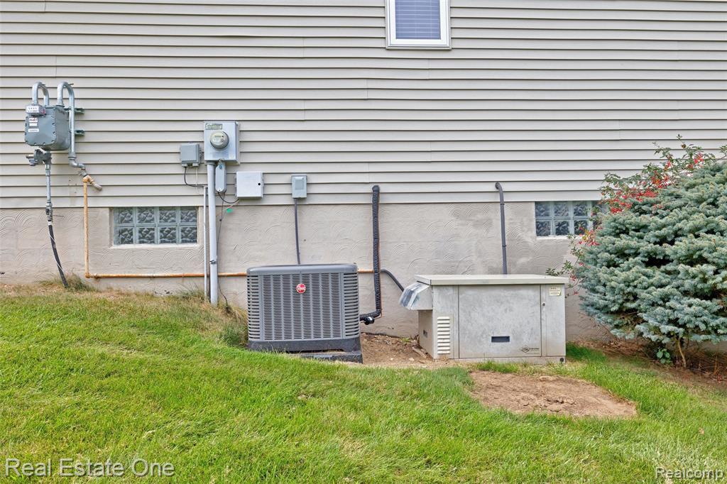 5899 Cobblestone Drive, Almont, MI 48461 — Photo 49