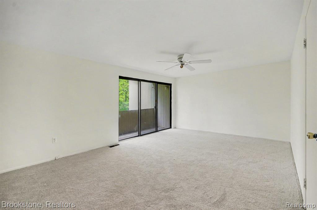 7440 Azalea Court, West Bloomfield, MI — Photo 16