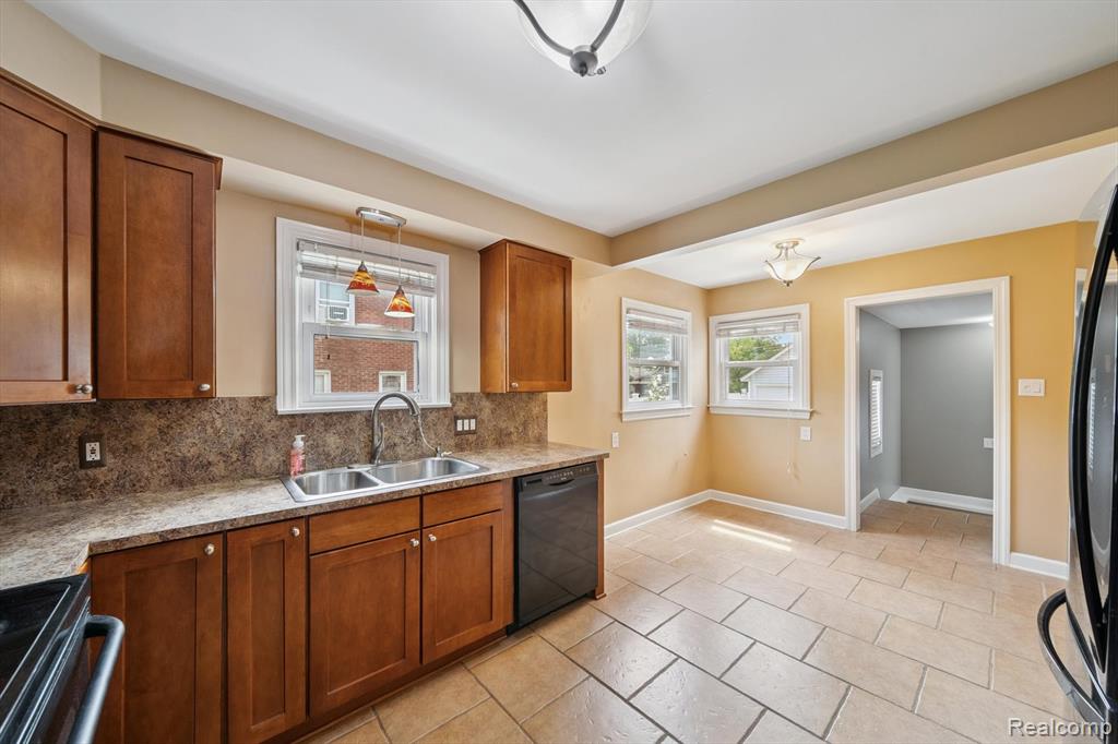 57 High Street, Mount Clemens, MI 48043 — Photo 12