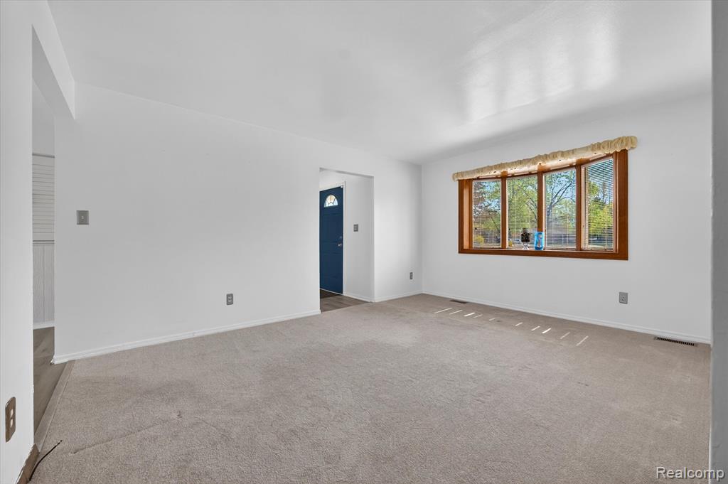 23712 Cedar Ridge Drive, Romulus, MI 48174 — Photo 8