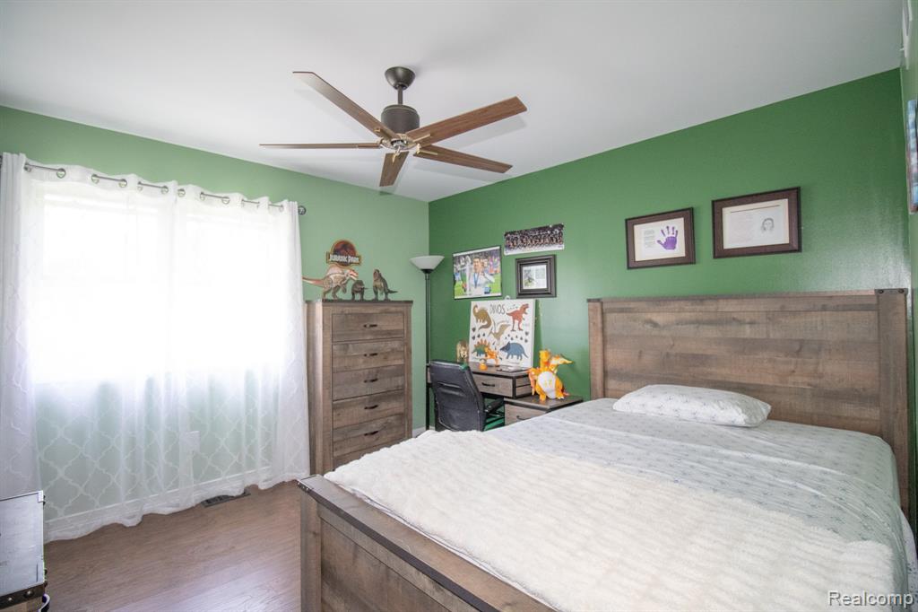 7878 Capri Drive, Canton, MI 48187 — Photo 40