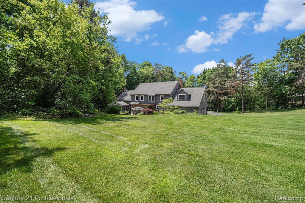 7220 Hillside Drive, Clarkston, MI — Photo 39