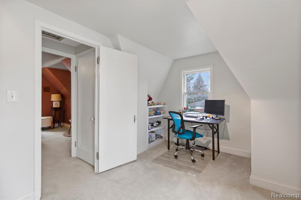 716 WOODLAWN Avenue, Royal Oak, MI 48073 — Photo 20