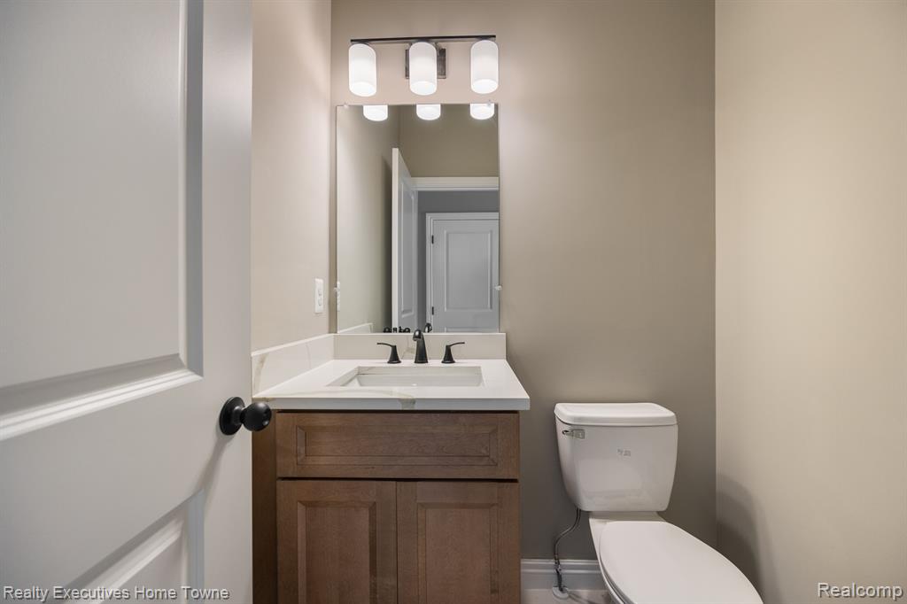 11948 Encore Court, Shelby Twp, MI 48315 — Photo 20