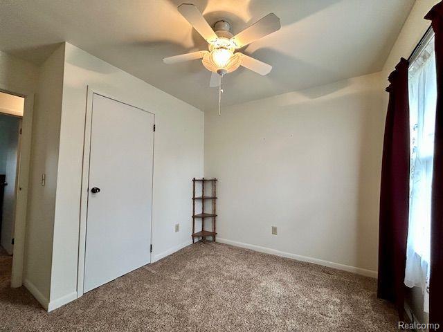 4453 Sunnymead Avenue, Burton, MI 48519 — Photo 21