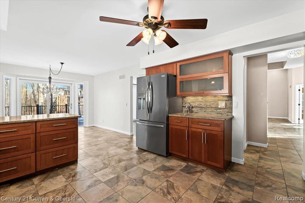 47033 ELMSMERE Drive, Northville, MI 48167 — Photo 10