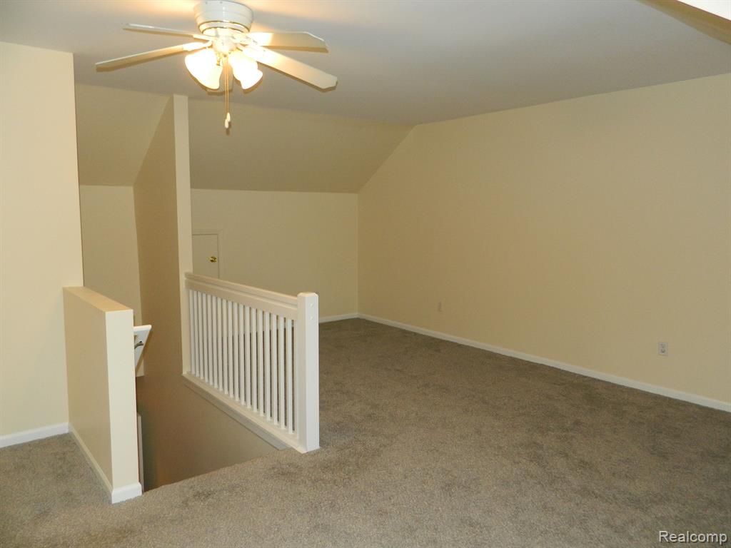 5483 Seabreeze Lane, Sterling Heights, MI 48310 — Photo 14