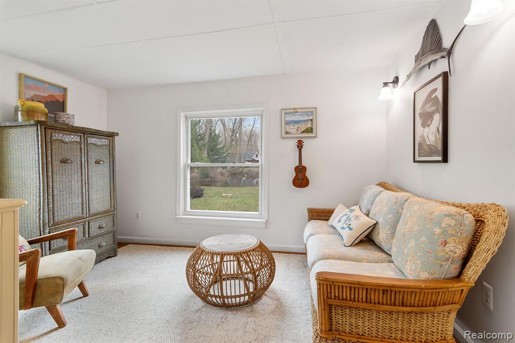 5145 OAKCLIFF Drive, Waterford, MI 48327 — Photo 12