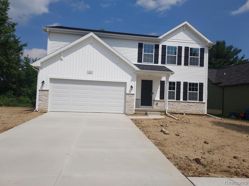 824 Star Drive, Davison, MI 48423 — front exterior