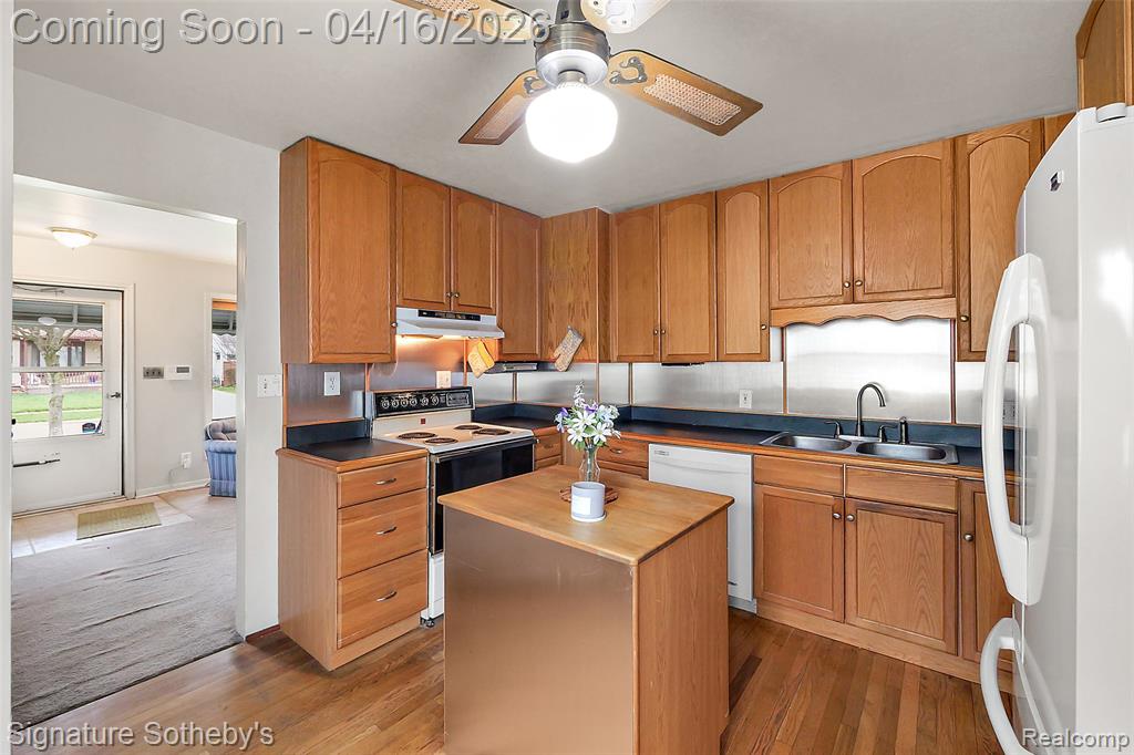 842 Schuman Street, Garden City, MI — Photo 5