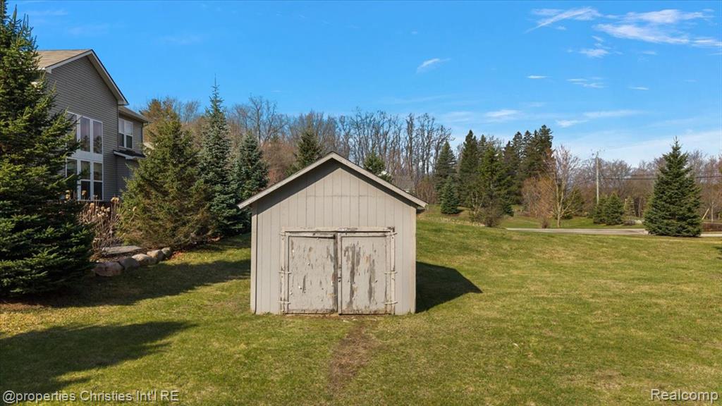 5863 Clarkston Road, Clarkston, MI 48348 — Photo 10
