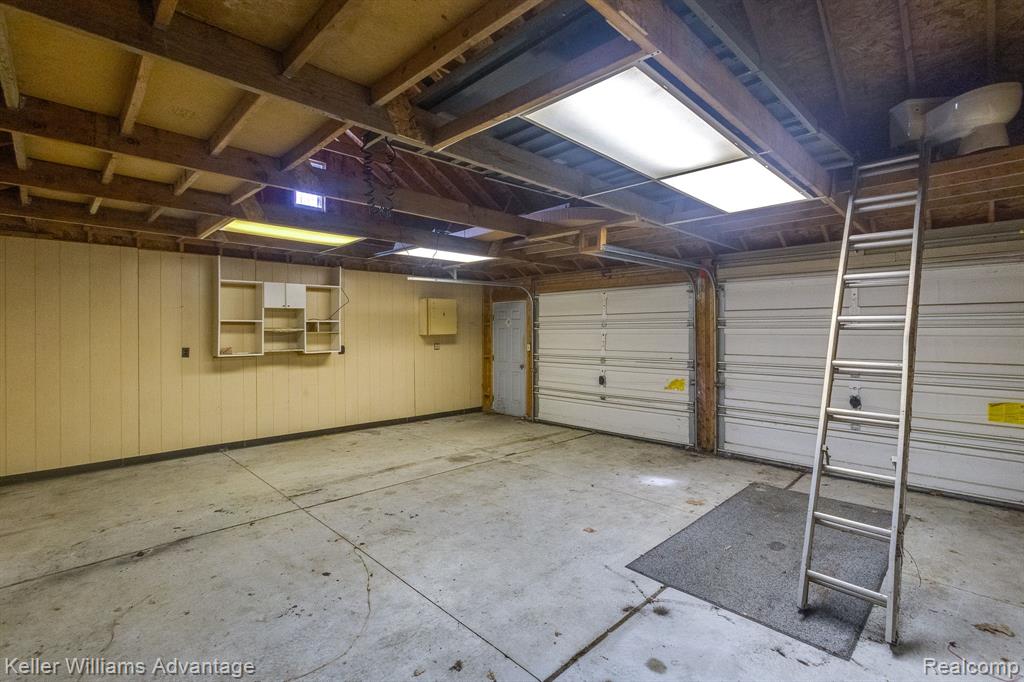 4104 Mayfair Street, Dearborn Heights, MI 48125 — Photo 34