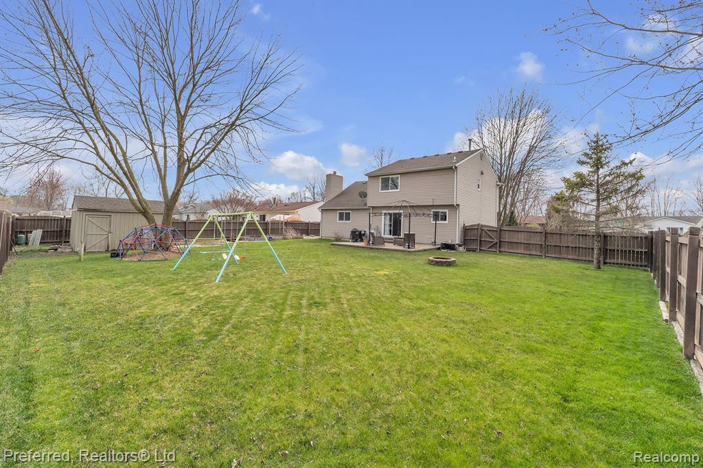 48932 CELESTE Street, Chesterfield, MI — Photo 43