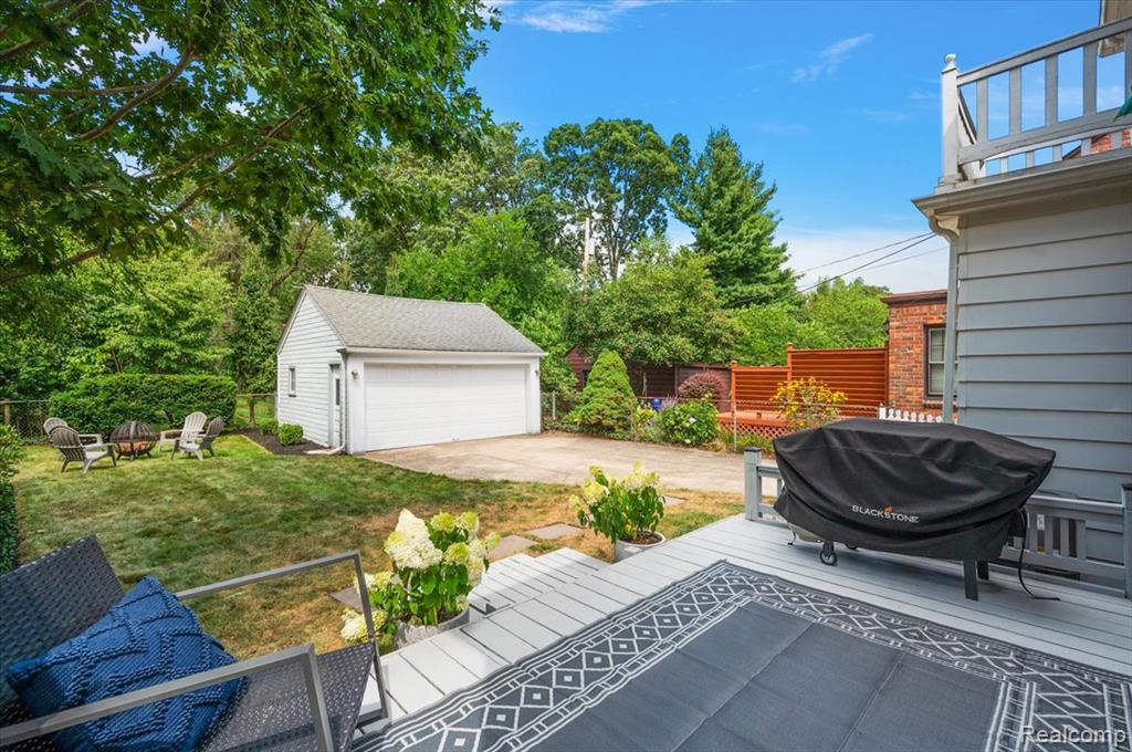 910 W Oakridge Street, Ferndale, MI 48220 — Photo 46