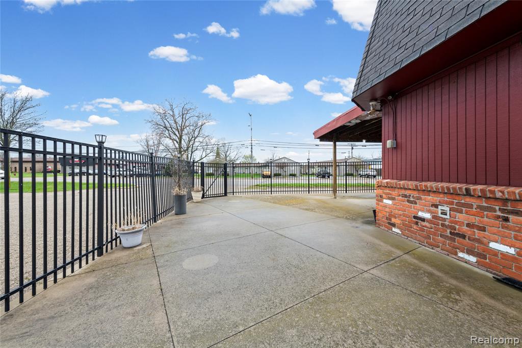 1090 Rochester Road, Troy, MI 48083 — Photo 62