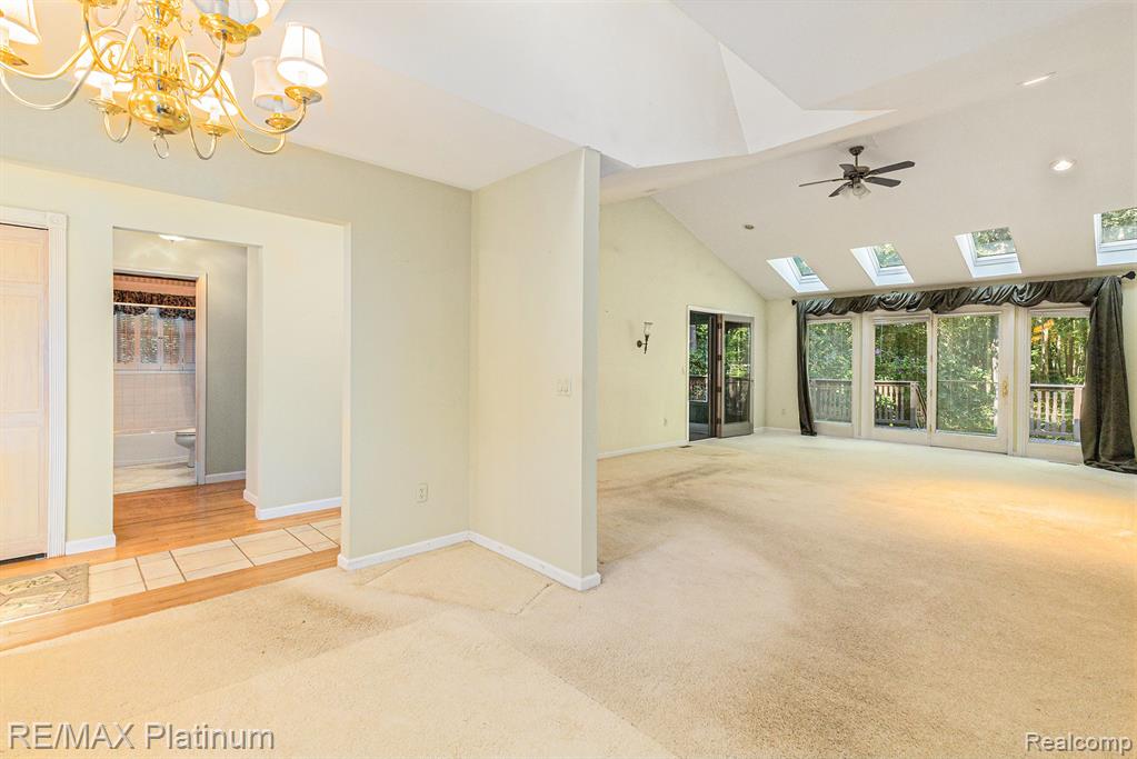 9151 PINEVIEW LAKE COURT, Linden, MI 48451 — Photo 4