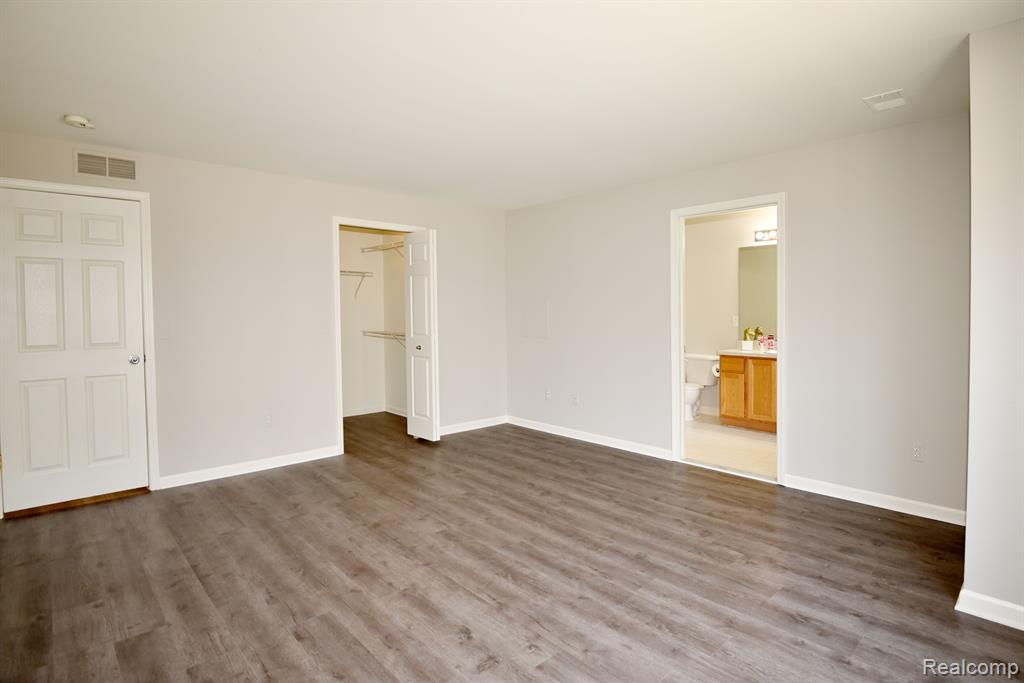 39516 ROCKCREST Lane, Northville, MI 48168 — Photo 22