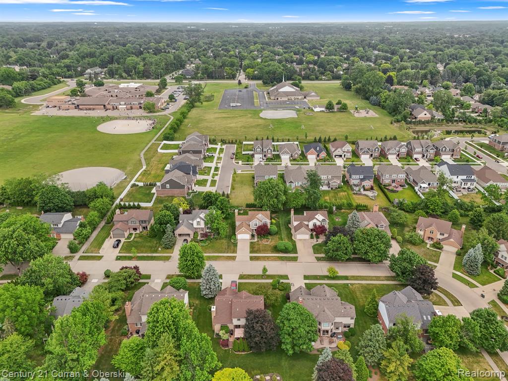 45924 Rockledge Drive, Plymouth, MI 48170 — Photo 55