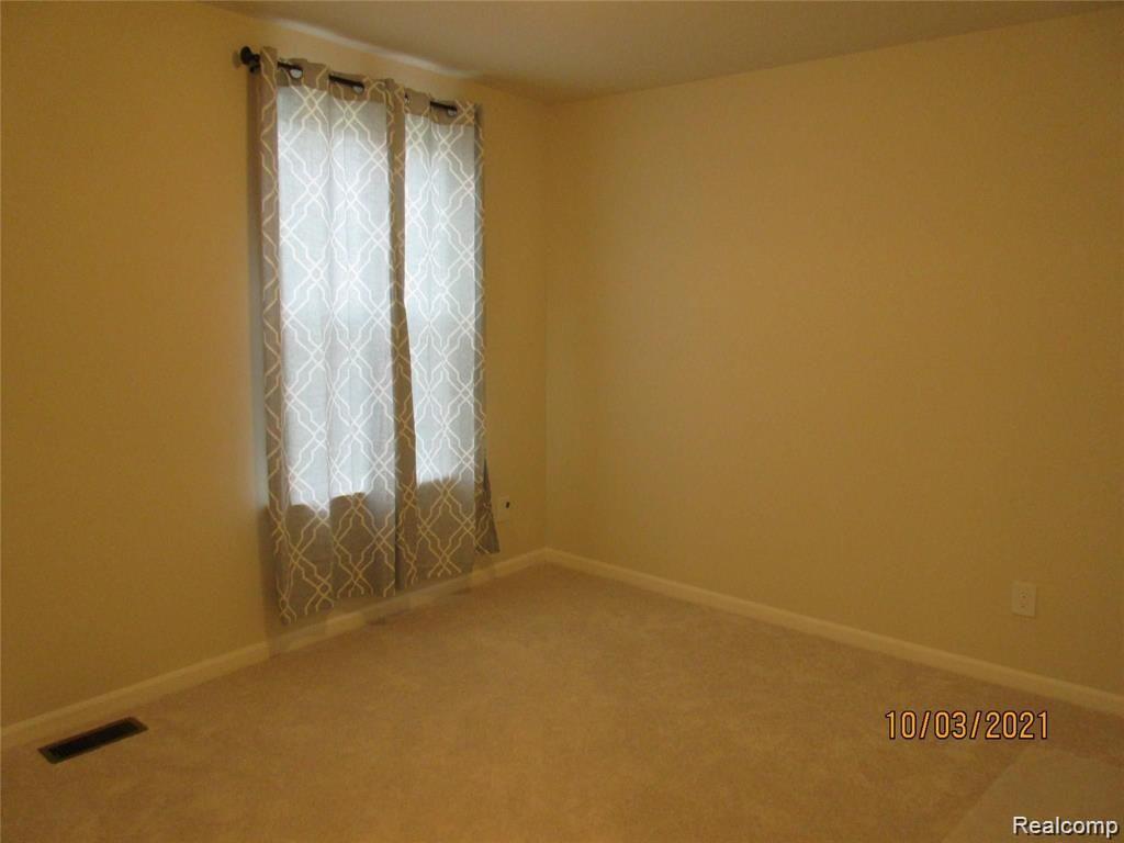 626 BACKSHORE Drive, Canton, MI 48187 — Photo 40