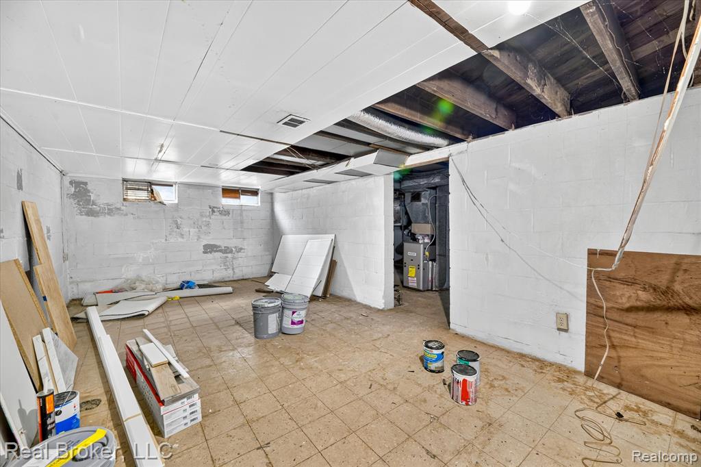 602 S Meade Street, Flint, MI 48503 — Photo 29