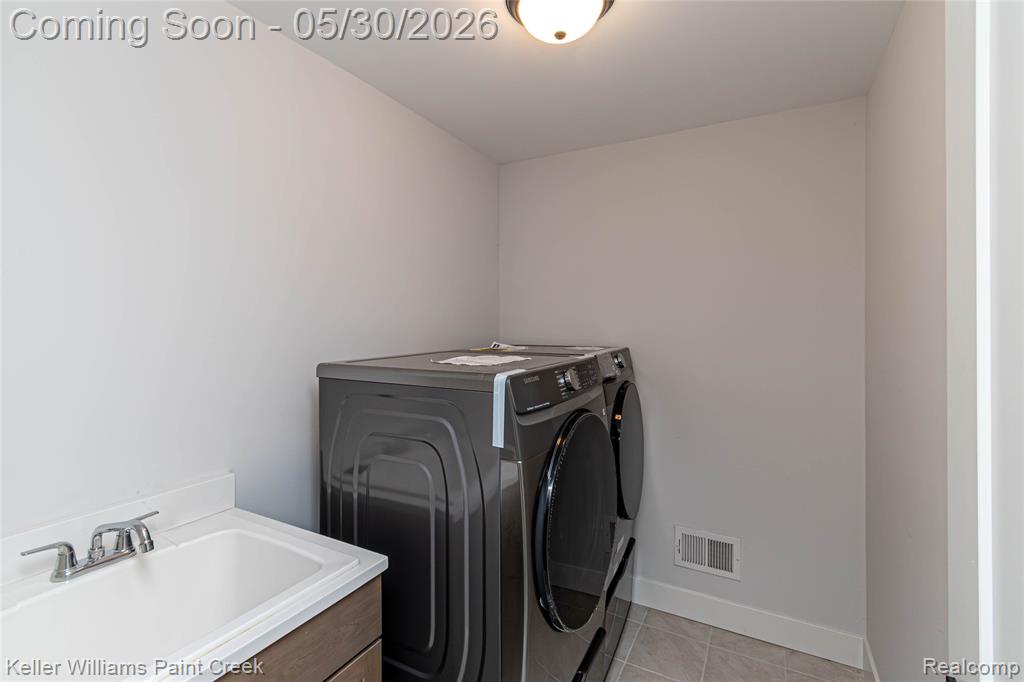 375 Amelia Circle, South Lyon, MI 48178 — Photo 46