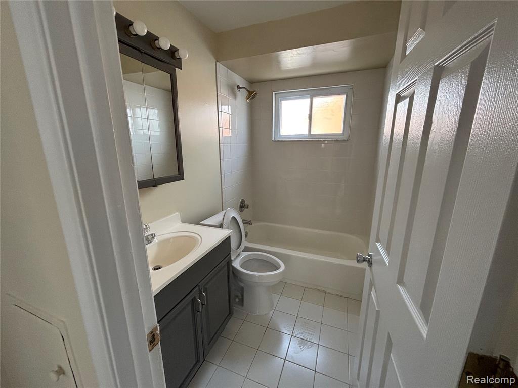 7720 Amboy Street, Dearborn Heights, MI 48127 — Photo 17