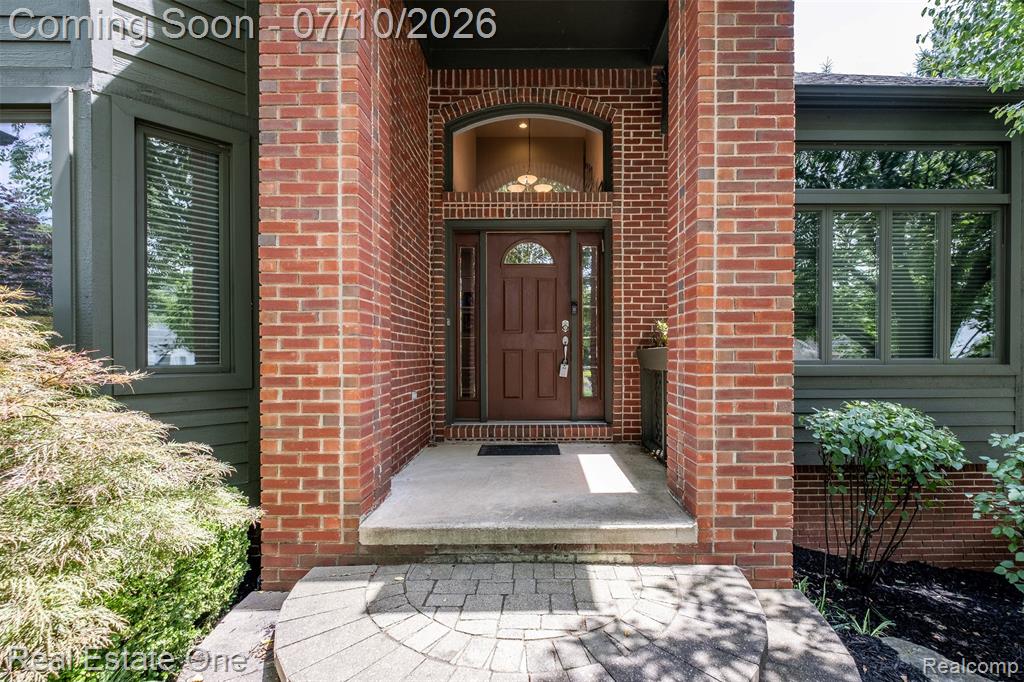 4488 Philip, Commerce Twp, MI 48382 — Photo 6